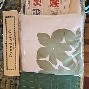 Hawaiian Quilt pillow kits